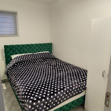 Apartman Big 2 Novi Sad Exteriör bild